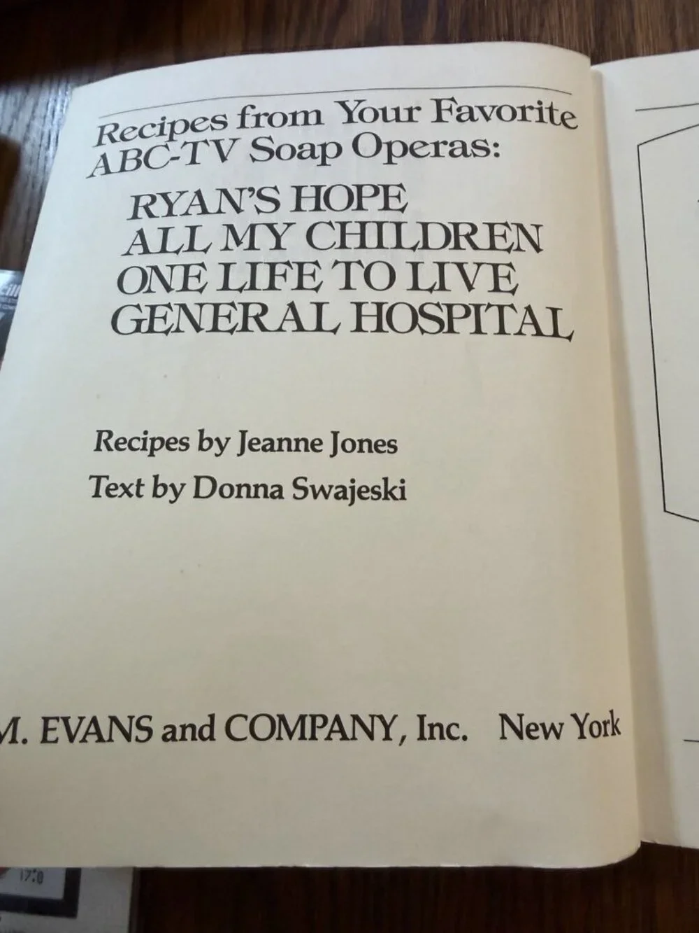 Love in the Afternoon Cookbook ABC-TV Soap‎ Opera Recipes First Edition 1983